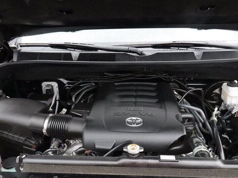 Used 2018 Toyota Tundra SR5 image 17