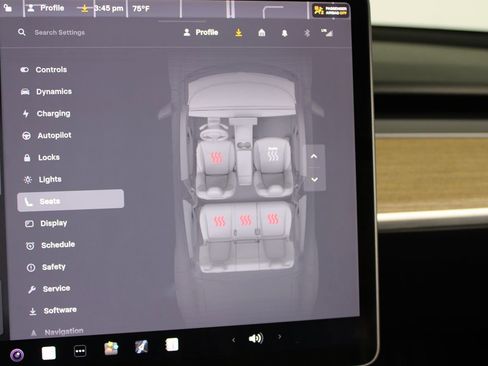 Used 2024 Tesla Model Y Long Range image 18