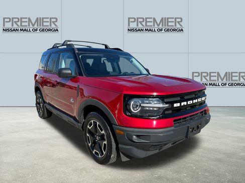 Used 2021 Ford Bronco Sport Outer Banks image 3