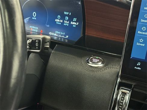 Used 2022 Lincoln Navigator Reserve image 33