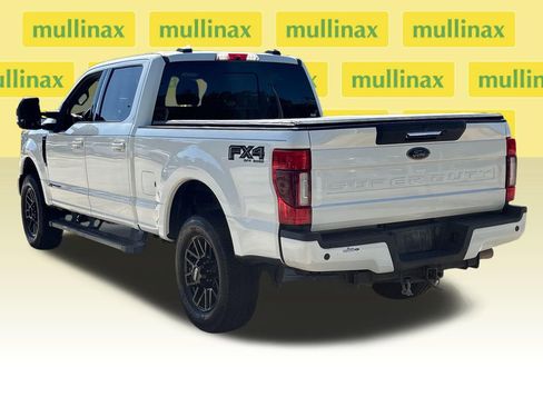 Used 2022 Ford F250 Lariat w/ Black Appearance Package image 9