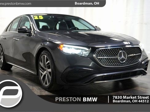 Used 2025 Mercedes-Benz E 350 4MATIC Sedan image 1