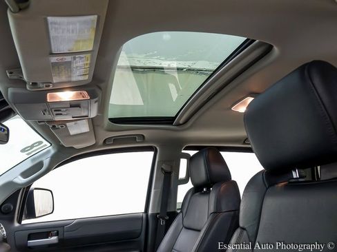 Used 2018 Toyota Tundra Limited image 13