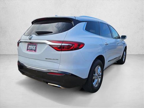 Used 2019 Buick Enclave Essence image 4