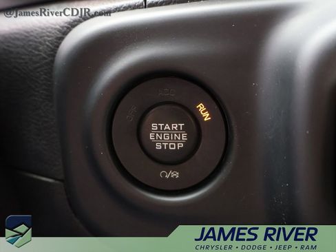 Used 2018 Jeep Wrangler Unlimited Rubicon w/ Cold Weather Group image 30