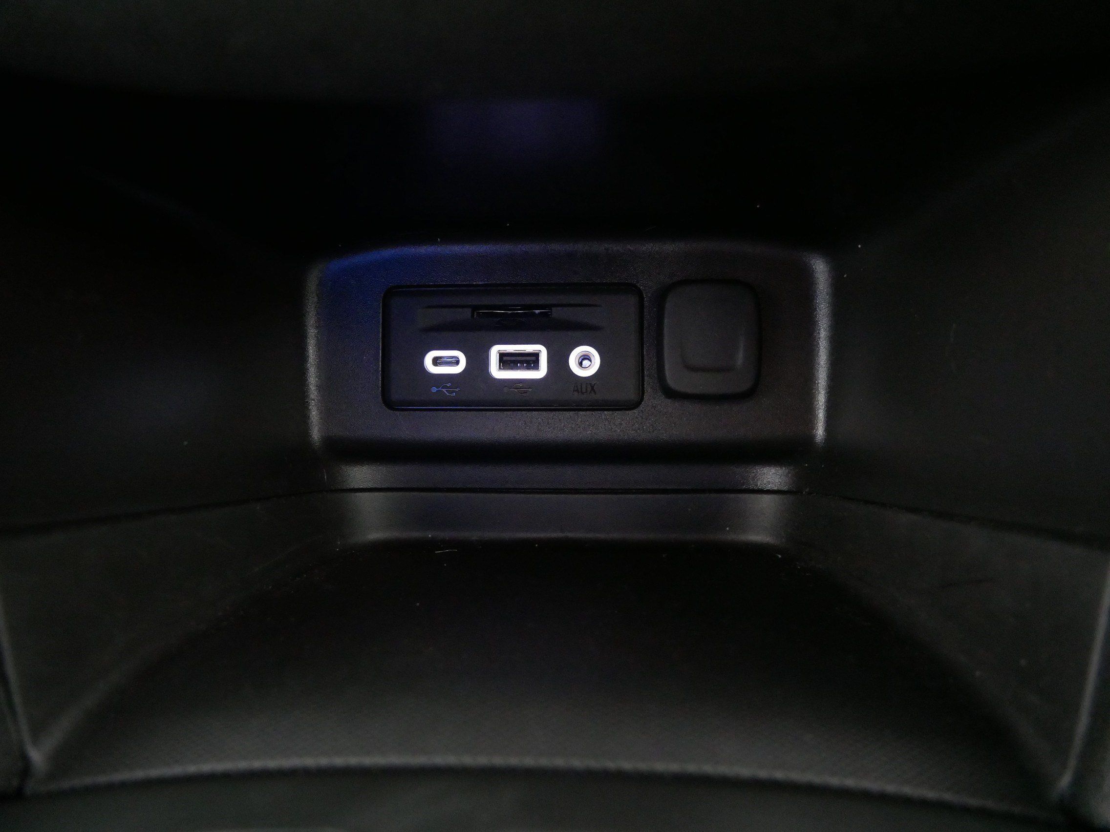 Used 2024 Chevrolet Equinox LT FWD image 29