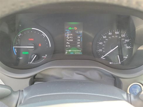 Used 2022 Toyota Sienna XLE image 12