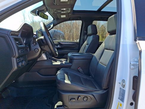 Certified 2024 Chevrolet Tahoe RST w/ Luxury Package AWD/4WD image 14
