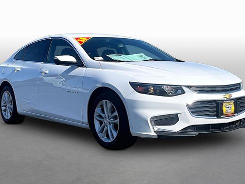 Used 2018 Chevrolet Malibu LT FWD image 10