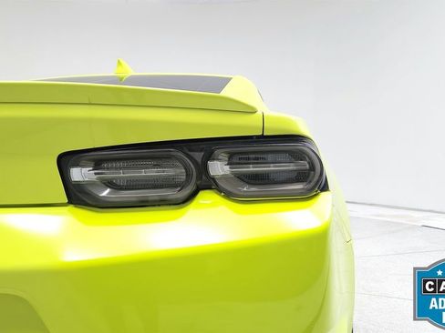 Used 2019 Chevrolet Camaro LT w/ RS Package image 10