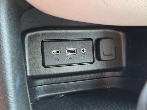 Used 2023 Chevrolet Equinox LS w/ Driver Confidence II Package FWD image 27