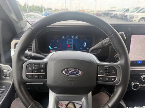 Used 2025 Ford F350 Lariat w/ Lariat Ultimate Package AWD/4WD image 25