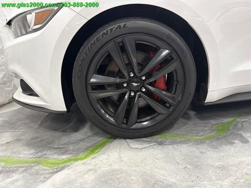 Used 2017 Ford Mustang Coupe w/ Ecoboost Performance Package image 17