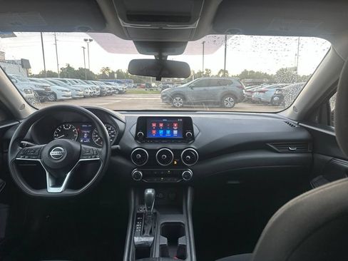 Used 2023 Nissan Sentra S FWD image 19