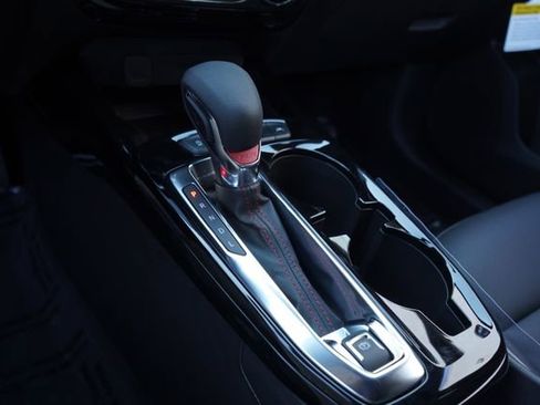 New 2026 Chevrolet Trax RS w/ Sunroof Package image 24