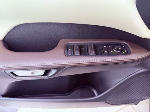 Certified 2024 Lexus RX 350 w/ Convenience Package image 22