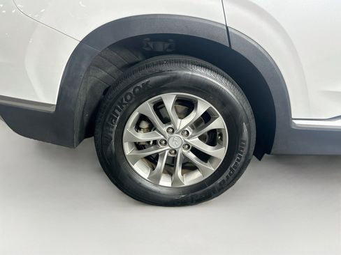 Used 2020 Hyundai Santa Fe SEL FWD image 11