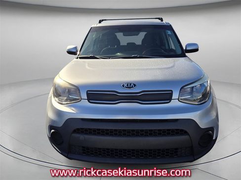 Used 2018 Kia Soul Base w/ Convenience Package image 3