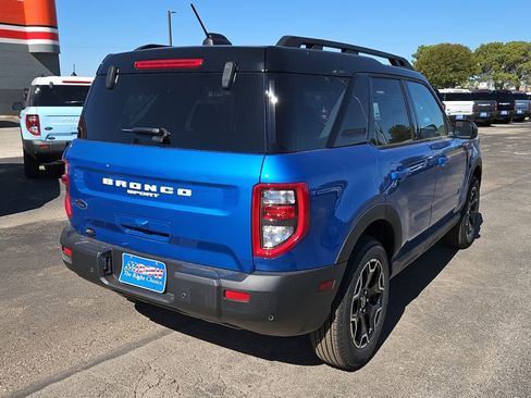 New 2025 Ford Bronco Sport Outer Banks image 11