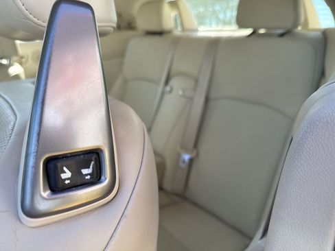 Used 2010 Lexus IS 250C image 17