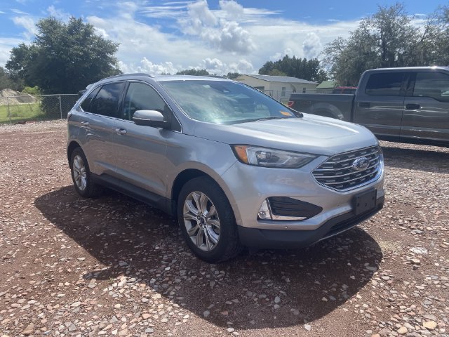 Used 2021 Ford Edge Titanium FWD image 3