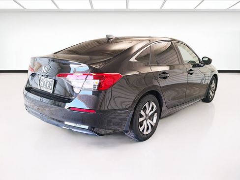 Used 2022 Honda Civic LX image 4