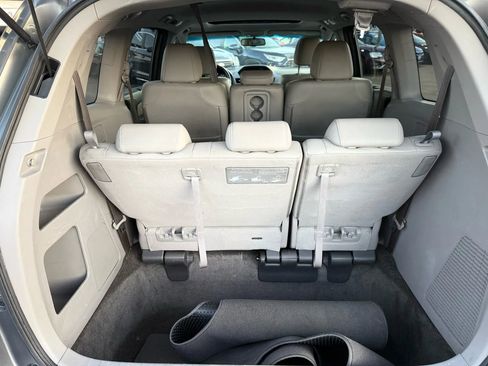 Used 2012 Honda Odyssey EX-L image 23