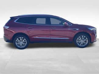 Used 2023 Buick Enclave Essence w/ Experience Buick Package video 2