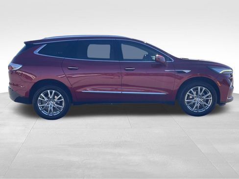 Used 2023 Buick Enclave Essence w/ Experience Buick Package image 2