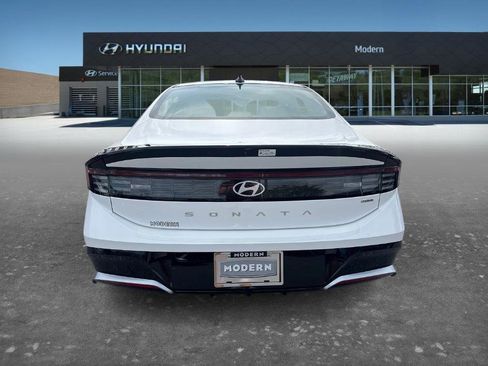 Certified 2025 Hyundai Sonata SEL FWD image 6