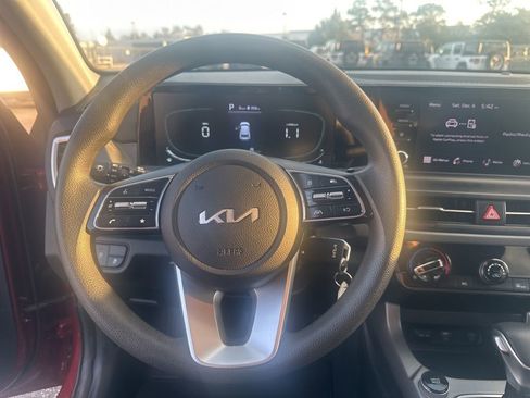 Used 2024 Kia Seltos LX image 14