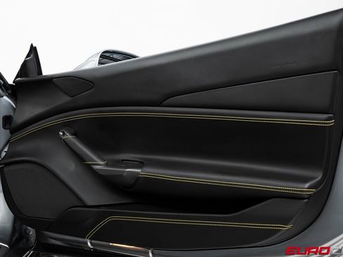 Used 2018 Ferrari 488 GTB image 26