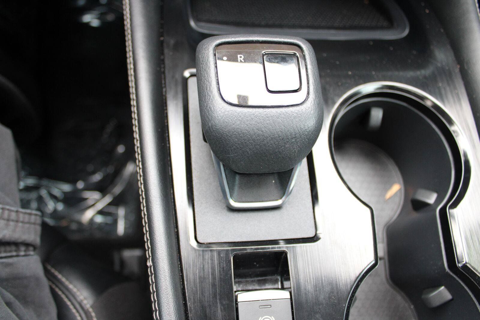 Used 2023 Nissan Rogue SL w/ SL Premium Package FWD image 24
