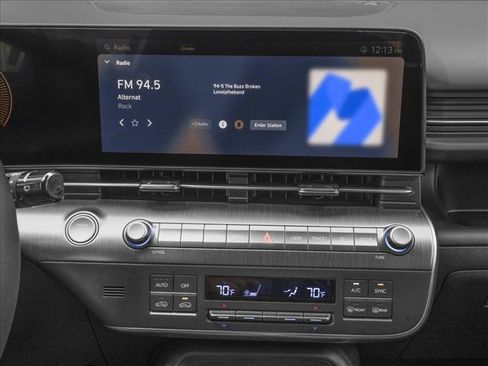 Used 2025 Hyundai Kona SEL AWD/4WD image 7