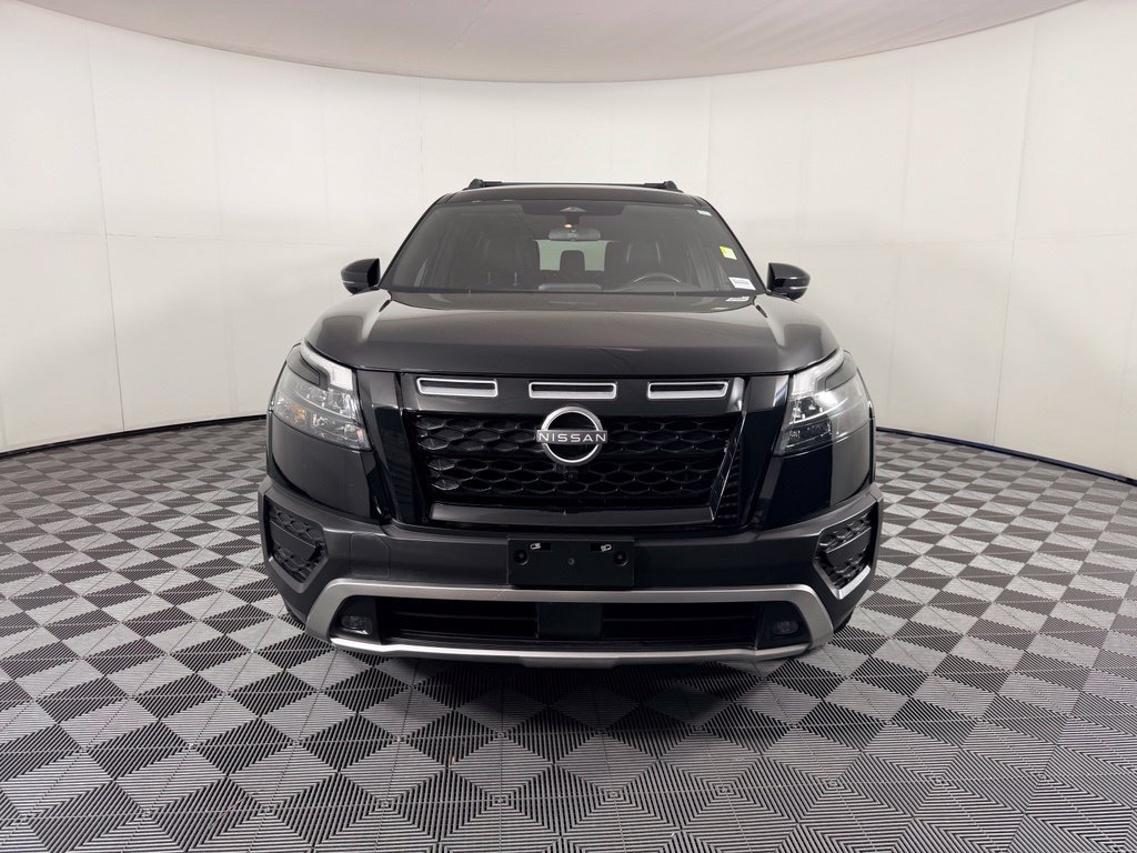 Used 2024 Nissan Pathfinder Rock Creek AWD/4WD image 3