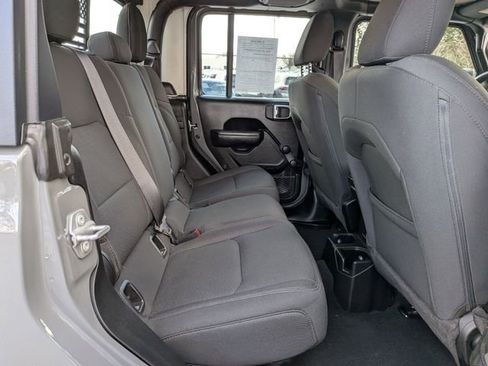 Used 2023 Jeep Gladiator Sport image 26