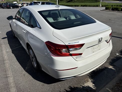 Used 2019 Honda Accord LX image 8