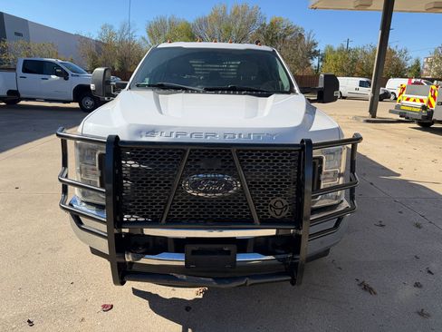 Used 2017 Ford F350 XL w/ Power Equipment Group image 9