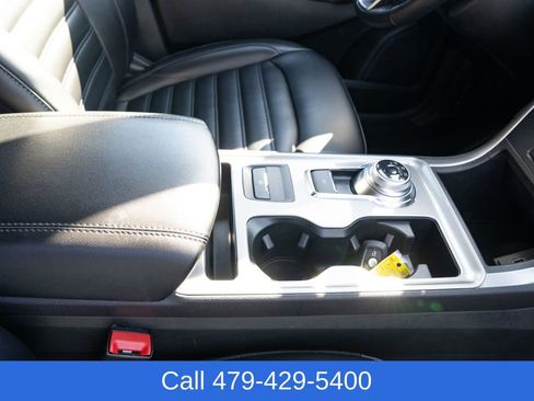 Used 2024 Ford Edge SEL image 43