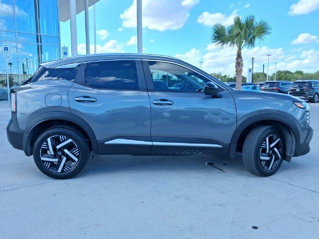 Used 2026 Nissan Kicks SV FWD image 8