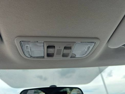 Used 2018 Honda HR-V EX image 25