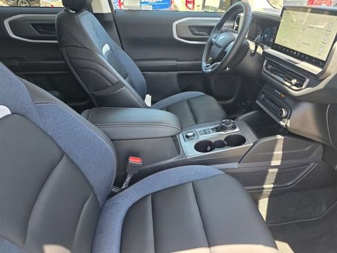 Used 2025 Ford Bronco Sport Outer Banks w/ Outer Banks Tech Package+ AWD/4WD image 15