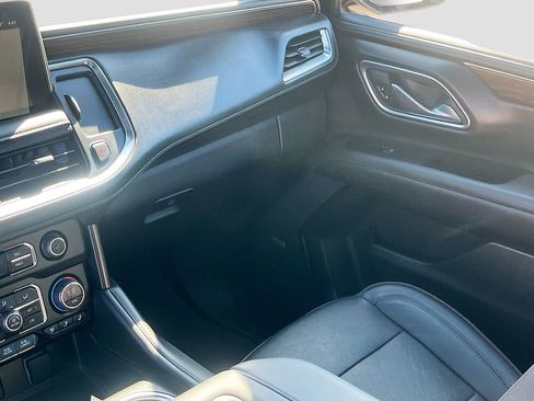 Used 2024 Chevrolet Suburban High Country w/ Max Trailering Package image 25