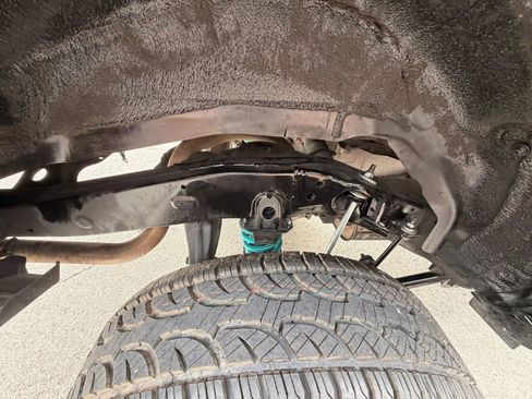 Used 2016 Toyota 4Runner SR5 RWD image 18