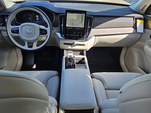 New 2026 Volvo XC90 B6 Ultra w/ Protection Package AWD/4WD image 7