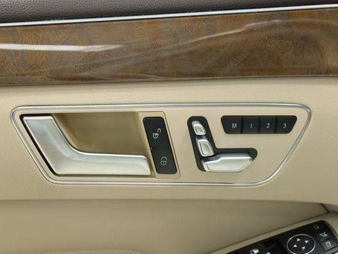 Used 2015 Mercedes-Benz E 350 Sedan image 27