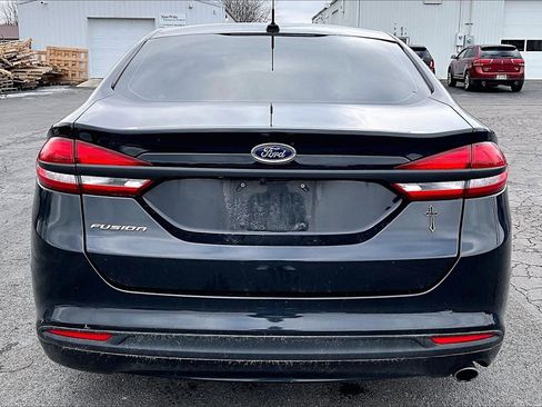 Used 2018 Ford Fusion S image 9