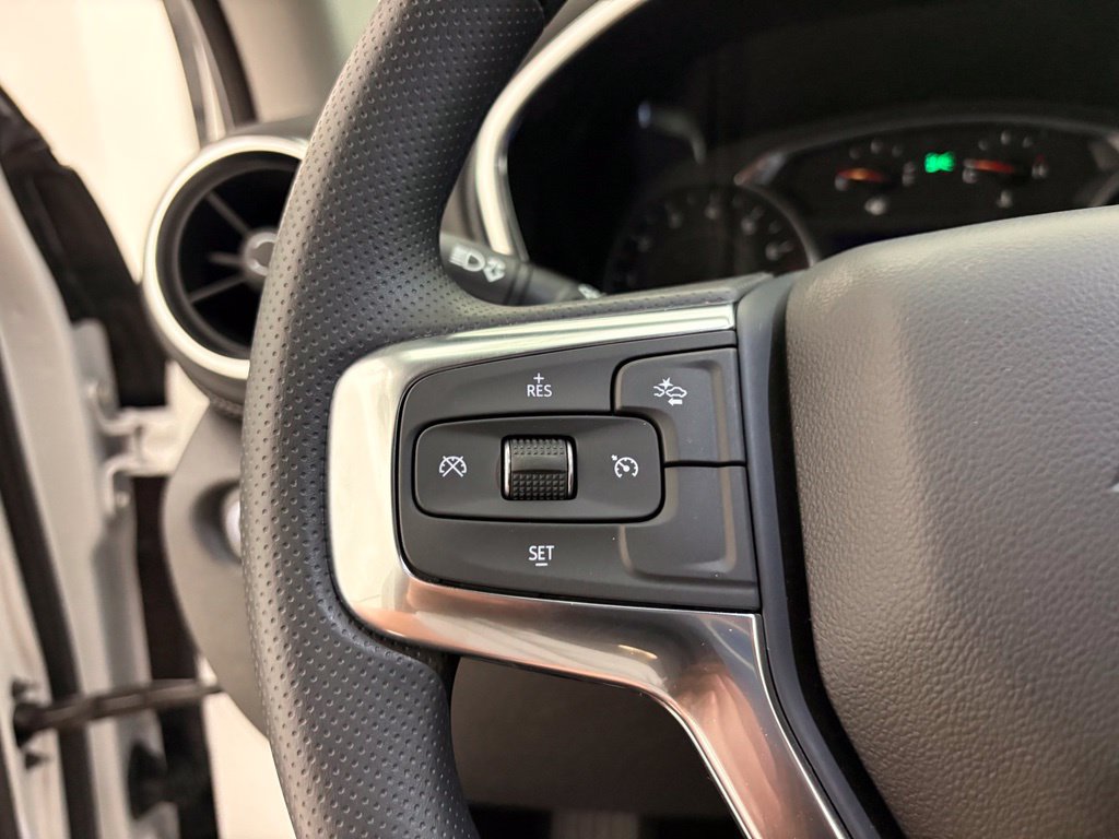 New 2026 Chevrolet Blazer LT w/ Convenience Package FWD image 4
