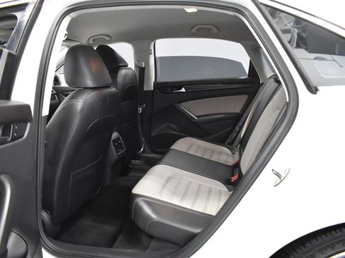 Used 2015 Volkswagen Passat 1.8T Sport FWD image 26