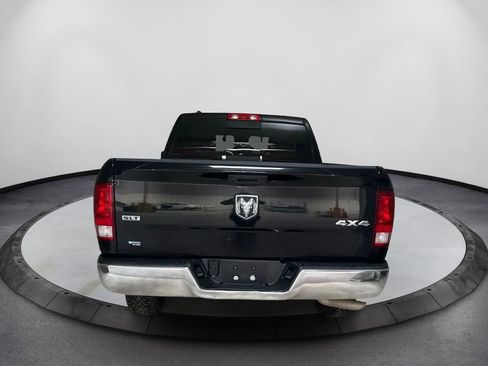 Used 2019 RAM 1500 Classic SLT image 6